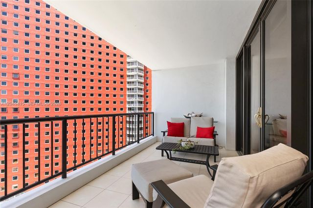 1581 Brickell Ave 903, Miami, FL 33129