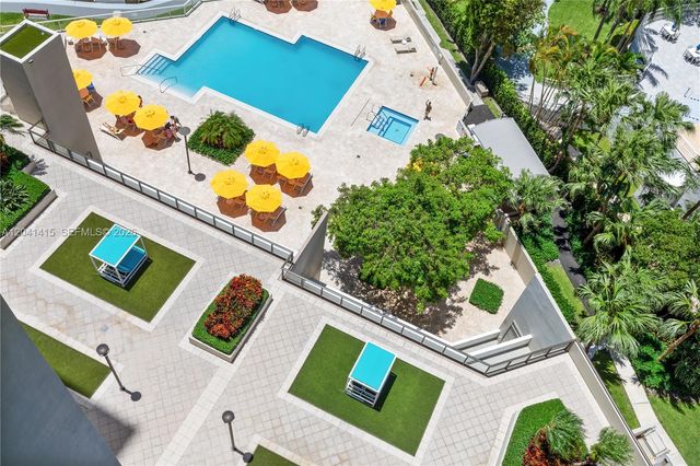 1581 Brickell Ave 903, Miami, FL 33129