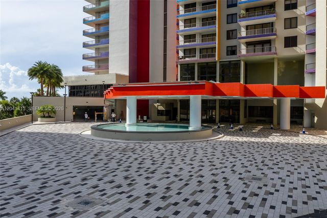 1581 Brickell Ave 903, Miami, FL 33129