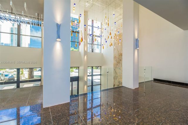 1581 Brickell Ave 903, Miami, FL 33129