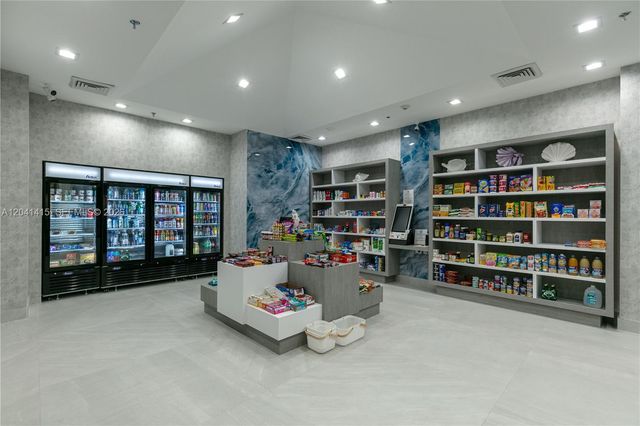 1581 Brickell Ave 903, Miami, FL 33129