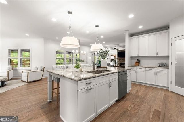 12902 Donegal Lane, Milton, GA 30004