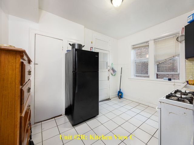 6212 N Sacramento Avenue, Chicago, IL 60659