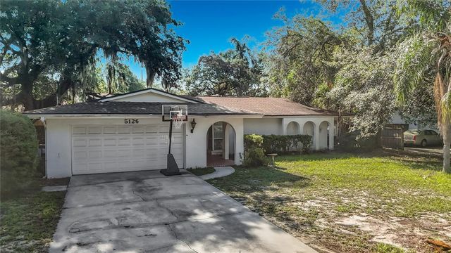 5126 ROLLING HILLS COURT, Tampa, FL 33617