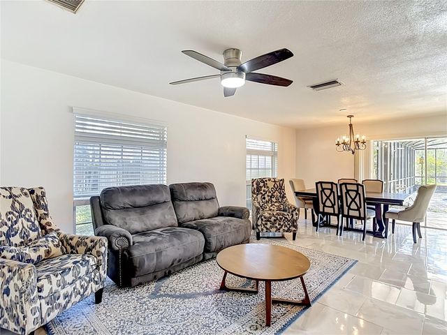5126 ROLLING HILLS COURT, Tampa, FL 33617
