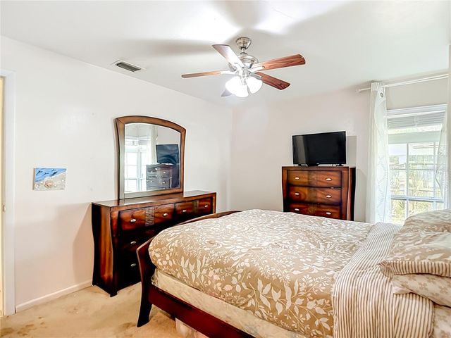 5126 ROLLING HILLS COURT, Tampa, FL 33617