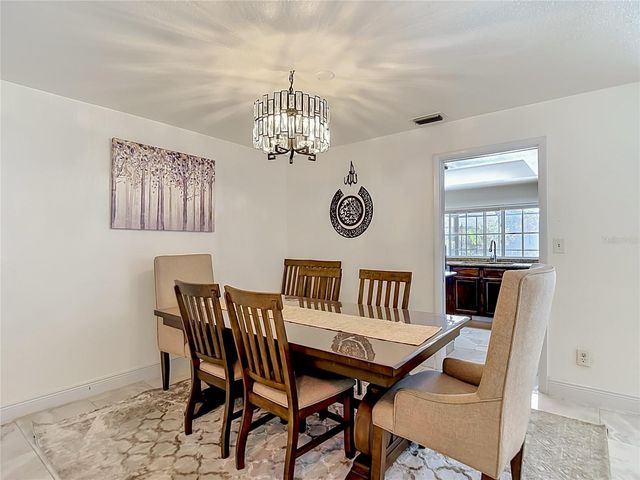 5126 ROLLING HILLS COURT, Tampa, FL 33617