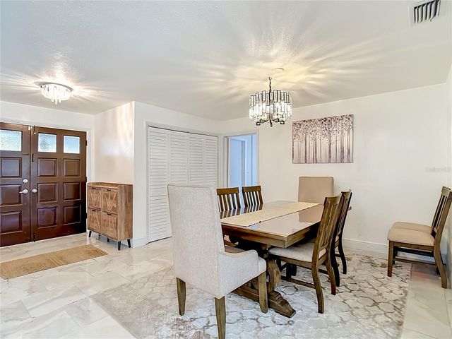 5126 ROLLING HILLS COURT, Tampa, FL 33617
