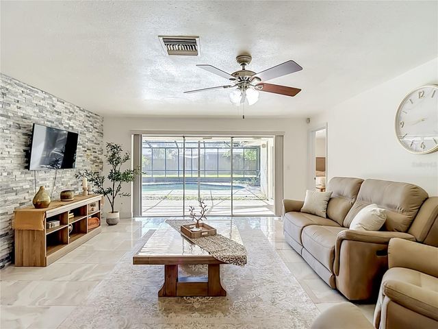 5126 ROLLING HILLS COURT, Tampa, FL 33617