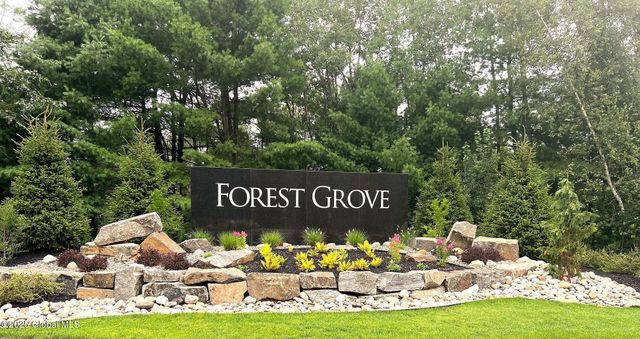 14 Sagano Street, Wilton, NY 12866