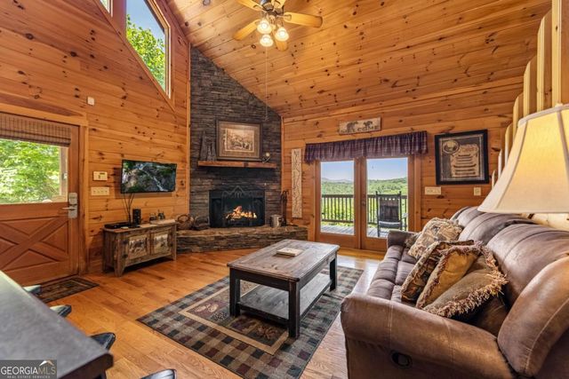 469 Mountain High Drive, Mineral Bluff, GA 30559