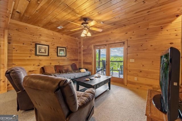 469 Mountain High Drive, Mineral Bluff, GA 30559