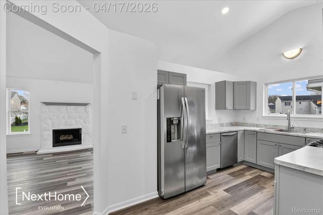 321 Oxford Court, Belleville, MI 48111