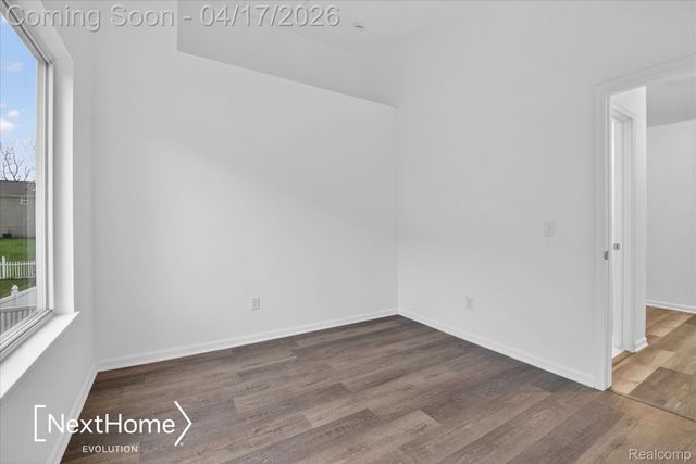 321 Oxford Court, Belleville, MI 48111
