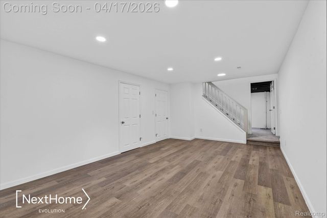 321 Oxford Court, Belleville, MI 48111