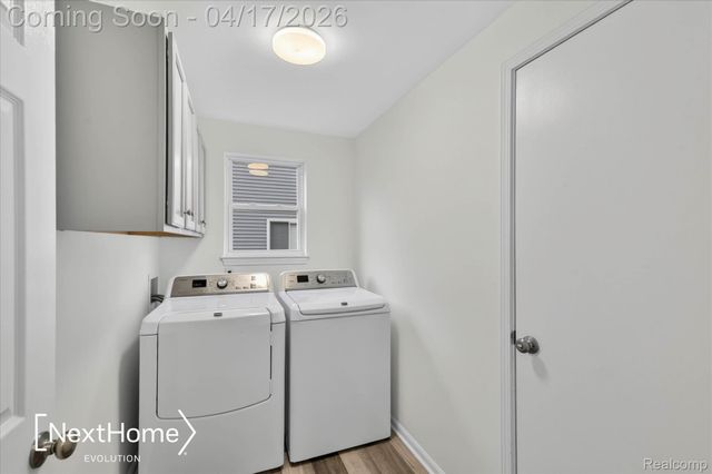 321 Oxford Court, Belleville, MI 48111