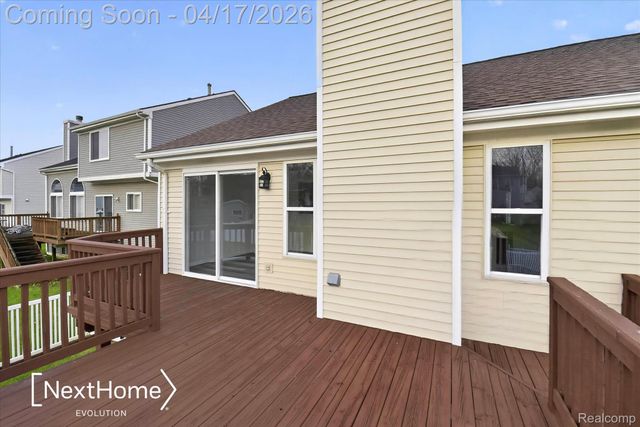 321 Oxford Court, Belleville, MI 48111