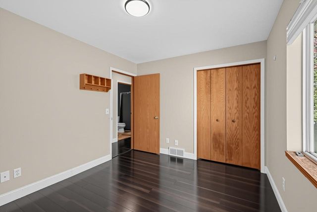 1138 Glacier Hill Drive, Madison, WI 53704