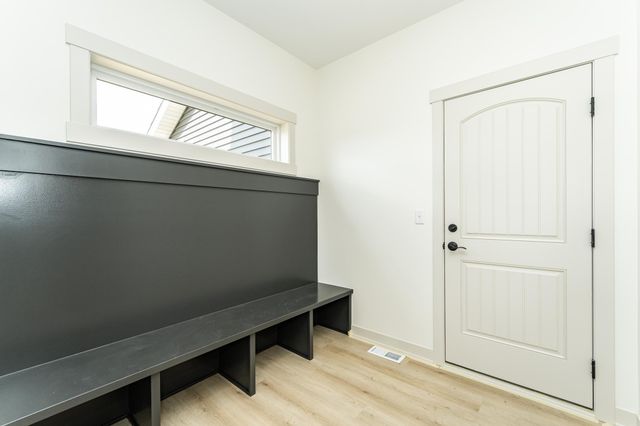 3435 Stonehedge Drive NE, Rochester, MN 55906