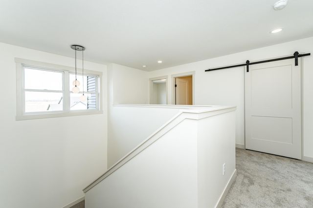 3435 Stonehedge Drive NE, Rochester, MN 55906