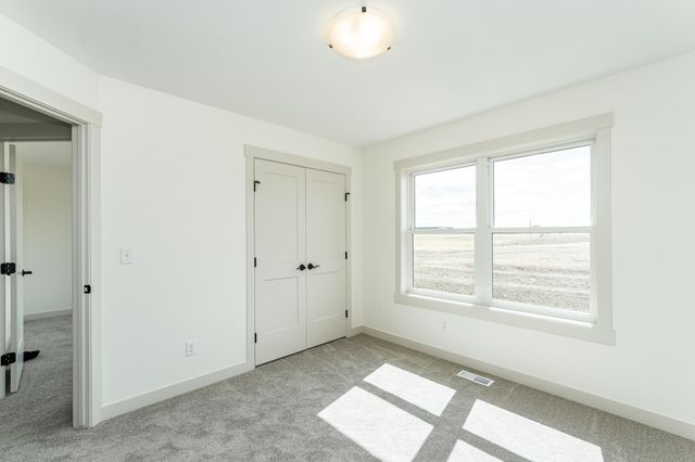 3435 Stonehedge Drive NE, Rochester, MN 55906