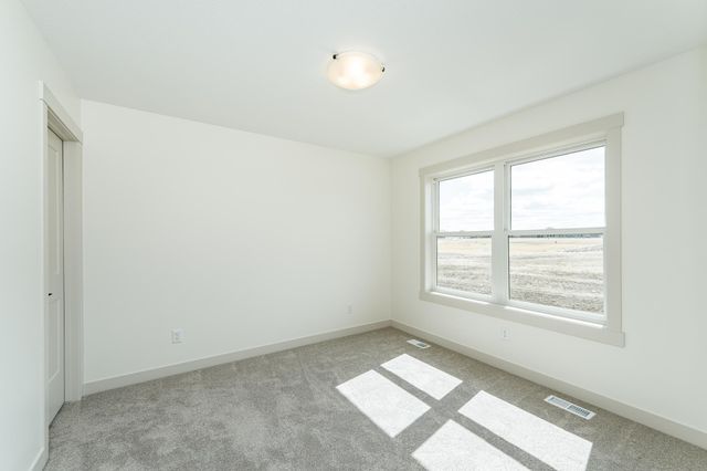 3435 Stonehedge Drive NE, Rochester, MN 55906