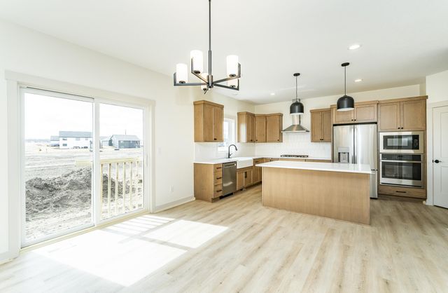 3435 Stonehedge Drive NE, Rochester, MN 55906