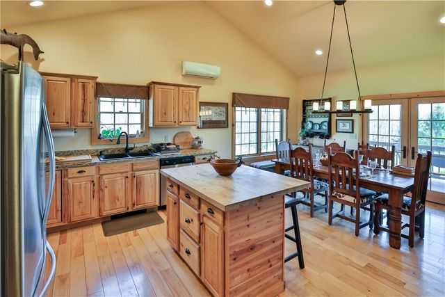 95 Tab Rd, Middletown, NY 12455