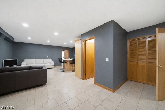 595 N 5Th St, Newark City, NJ 07107