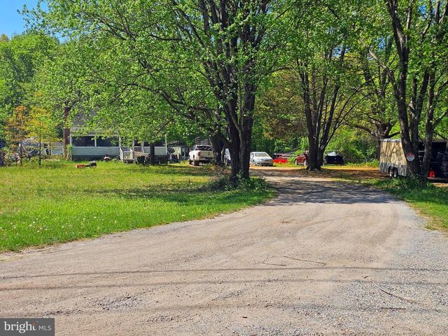 836 GENERALS HWY, Millersville, MD 21108