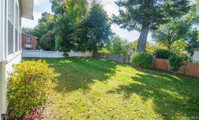 44 Lamb Avenue, Saugerties, NY 12477