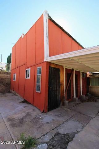 196 E CEDAR Street, Globe, AZ 85501