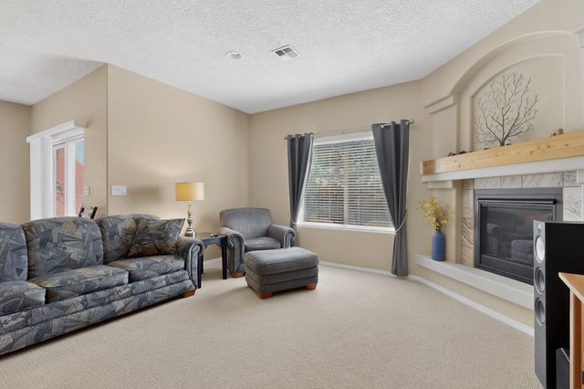 6016 Boulder Canyon Road NW, Albuquerque, NM 87114