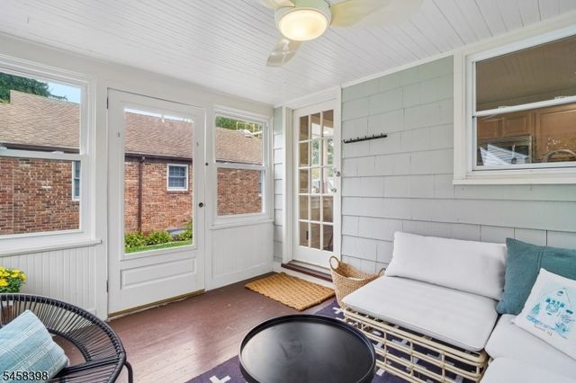 9 Greenfield Ave, Summit City, NJ 07901