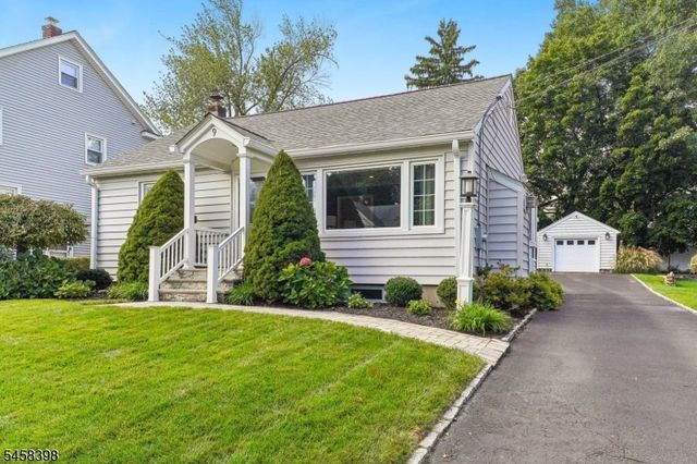 9 Greenfield Ave, Summit City, NJ 07901