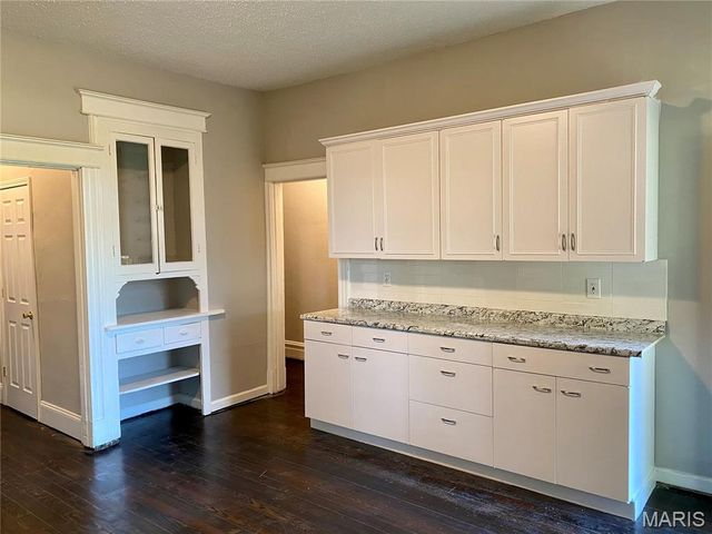 3710 Minnesota Avenue, St Louis, MO 63118