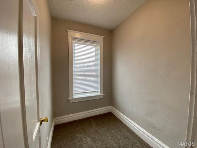 3710 Minnesota Avenue, St Louis, MO 63118