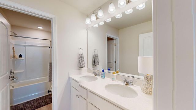 41 Kingsford Lane, Fuquay Varina, NC 27526