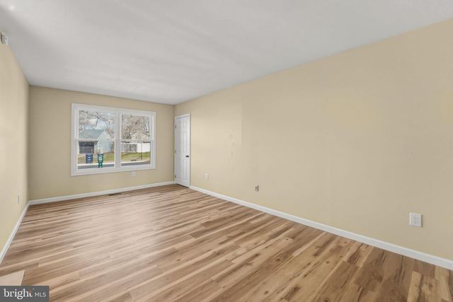 971 N BEECHAM RD, Williamstown, NJ 08094