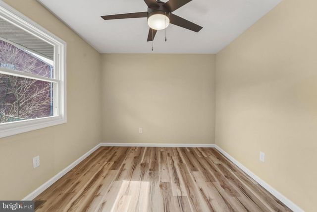 971 N BEECHAM RD, Williamstown, NJ 08094