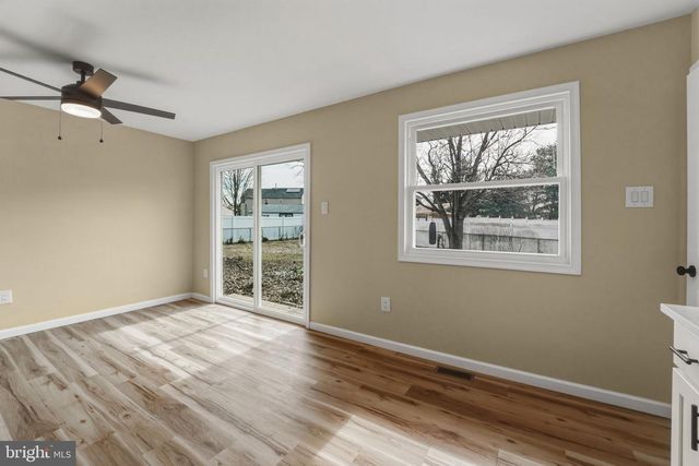 971 N BEECHAM RD, Williamstown, NJ 08094