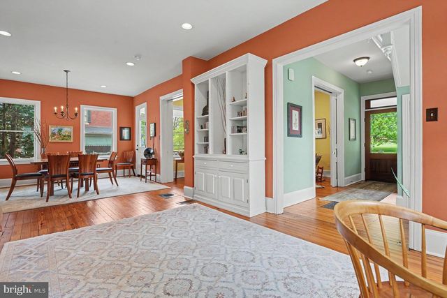 218 GREEN ST, Doylestown, PA 18901