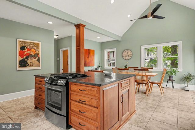 218 GREEN ST, Doylestown, PA 18901