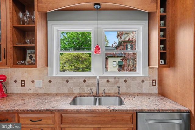 218 GREEN ST, Doylestown, PA 18901