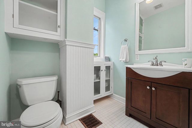 218 GREEN ST, Doylestown, PA 18901