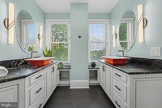 218 GREEN ST, Doylestown, PA 18901