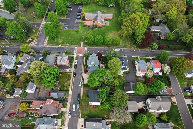 218 GREEN ST, Doylestown, PA 18901