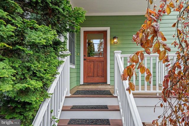 218 GREEN ST, Doylestown, PA 18901
