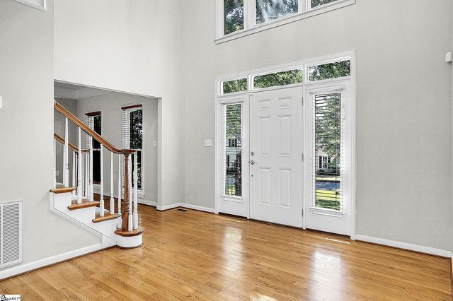 109 E Hypericum Lane, Greenville, SC 29615