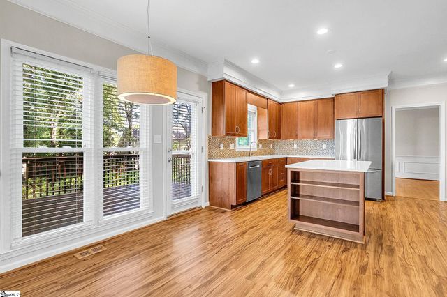 109 E Hypericum Lane, Greenville, SC 29615